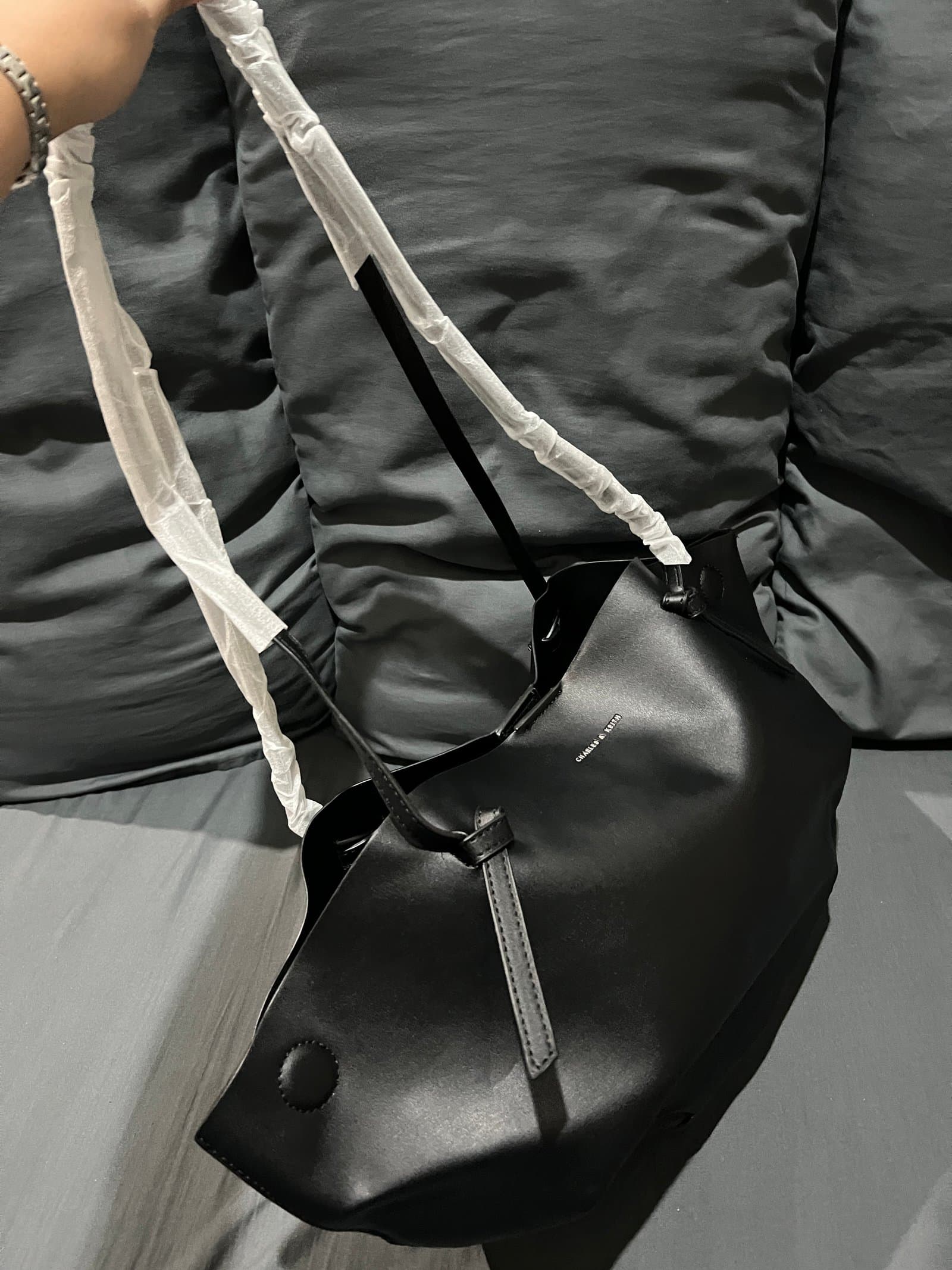 Charles & Keith Calla thumbnail 3